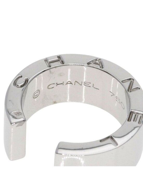 Rings in white gold and diamonds—Fine Jewelry | CHANEL Chanel Signature Ring 18k White Gold